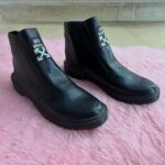 نیم بوت آف وایت